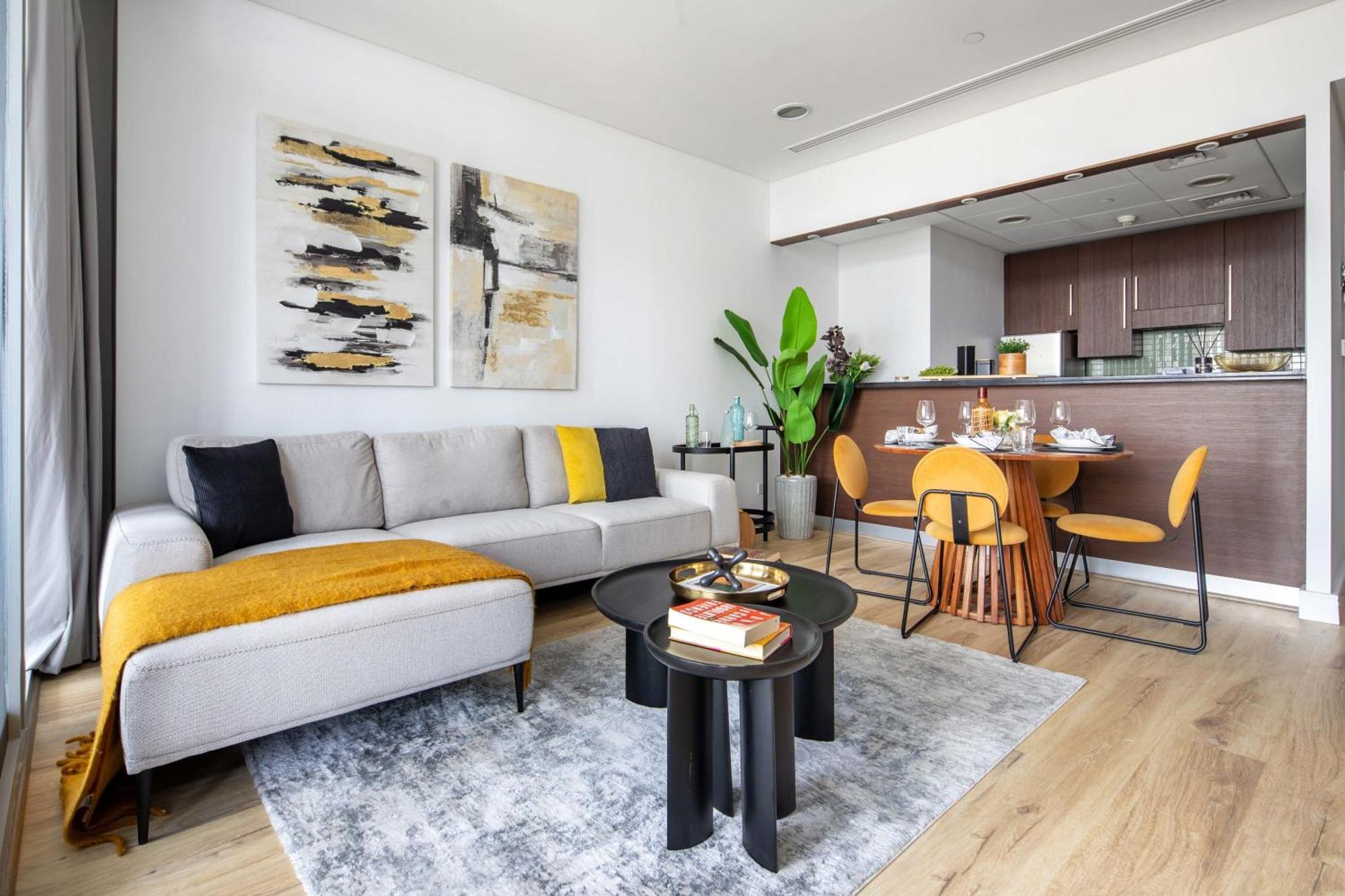 Apartment Frank Porter - Burj Daman Dubai