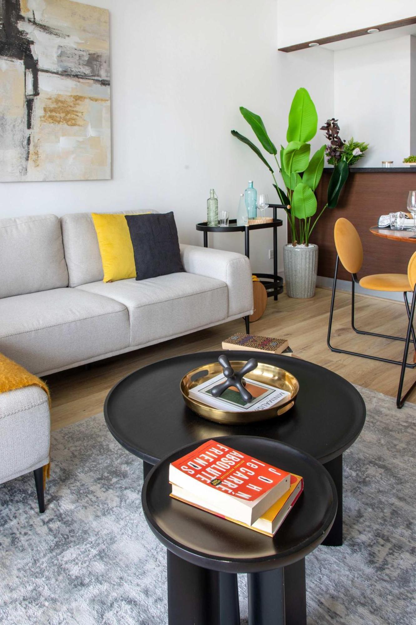 Apartment Frank Porter - Burj Daman Dubai