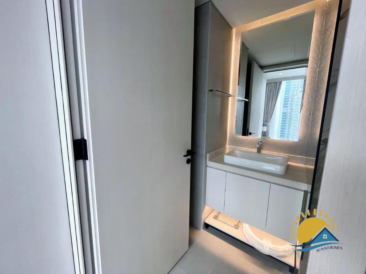 Apartment Marina Walk Gem Modern With Pool & Gym Access, Steps To & Metro *