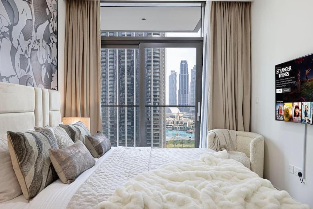 Apartment Stunning 3 Bedroom Facing Burj *
