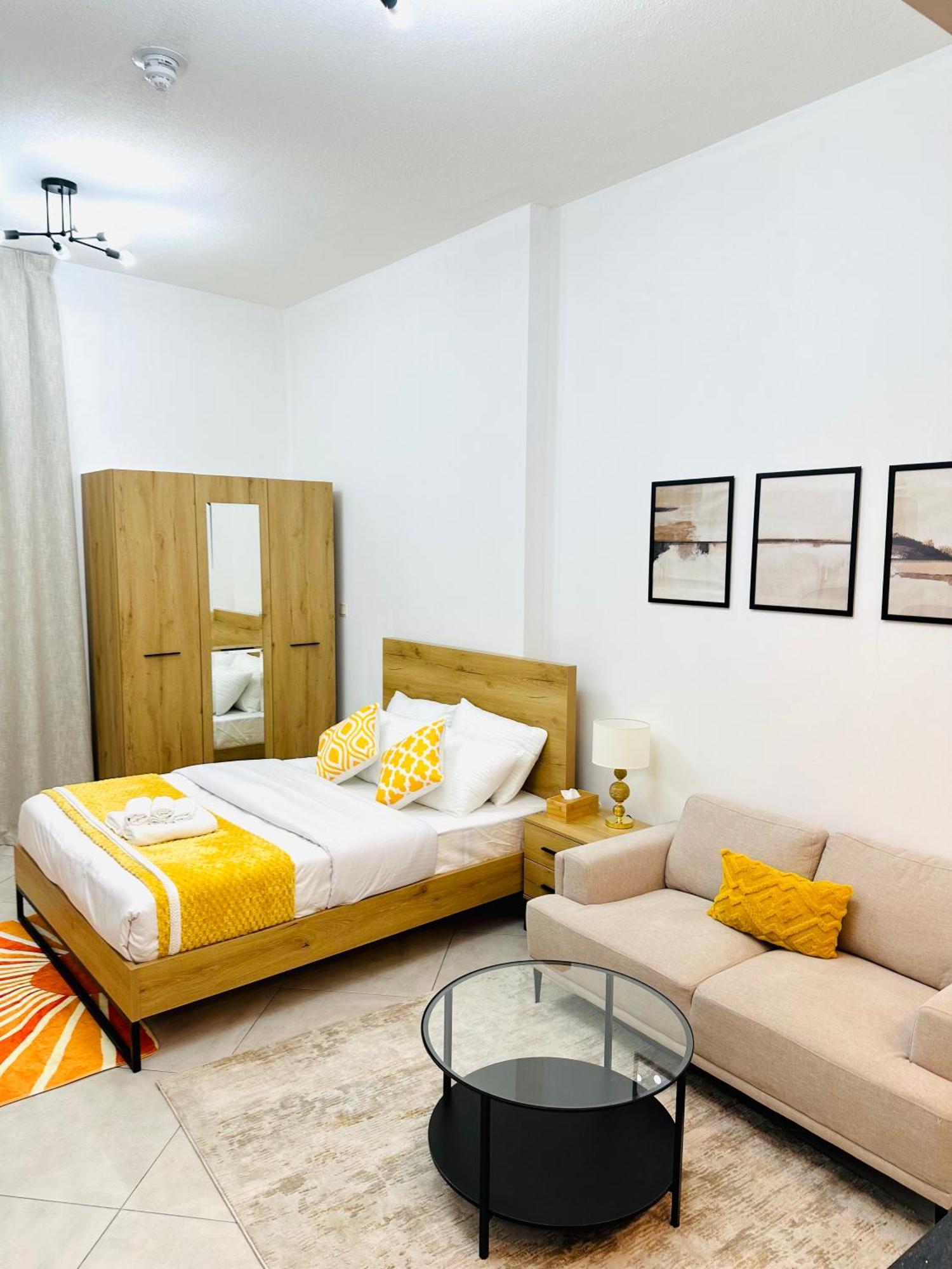 Elegant Studio: Your Perfect In Apartment