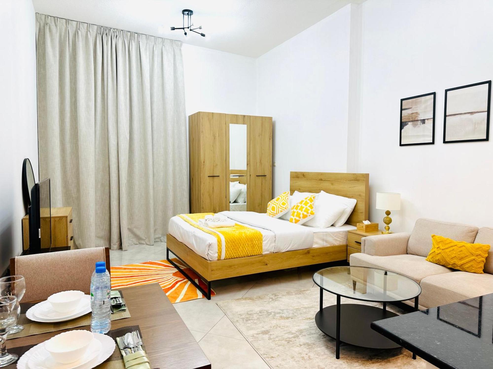 Elegant Studio: Your Perfect In