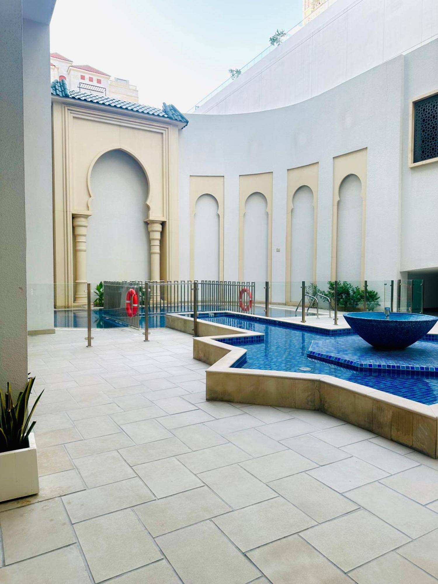 Elegant Studio: Your Perfect In * Dubai