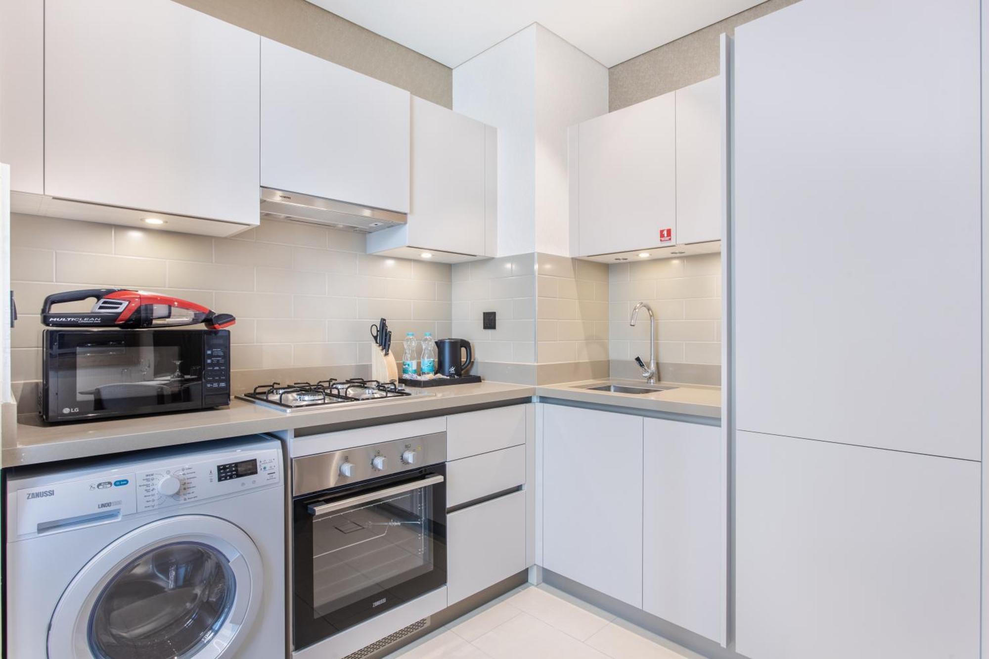 By Latinem Luxury 1br Cvr A2003 Near Burj Khalifa Apartment