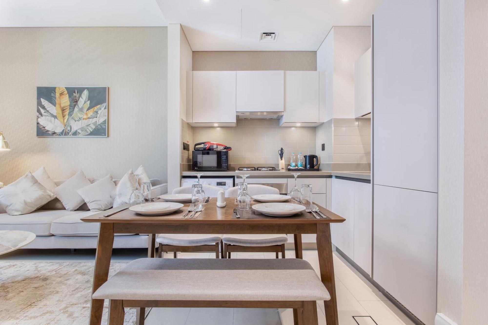 Apartment By Latinem Luxury 1br Cvr A2003 Near Burj Khalifa Dubai