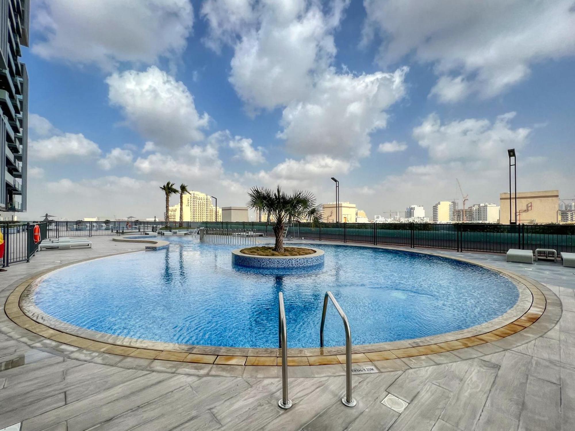 The Smart Concierge - Bloom Heights Apartment Dubai