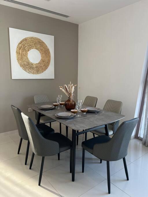 2br With Incredible Views Of The Sea And Apartment