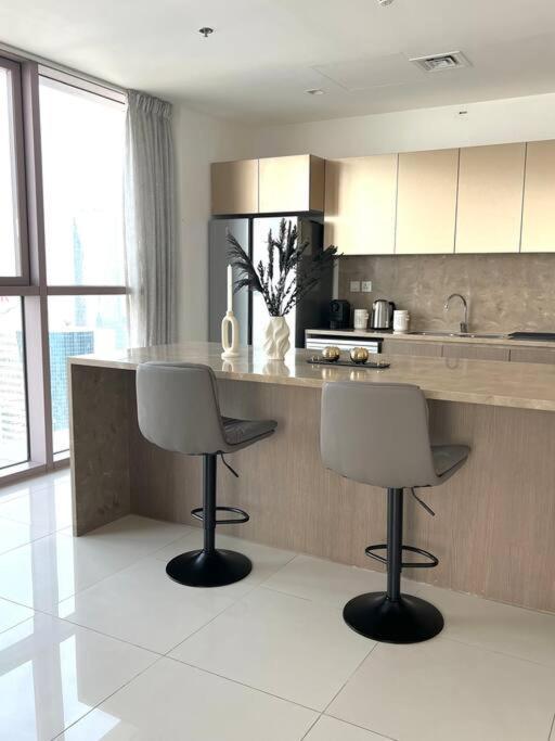 2br With Incredible Views Of The Sea And