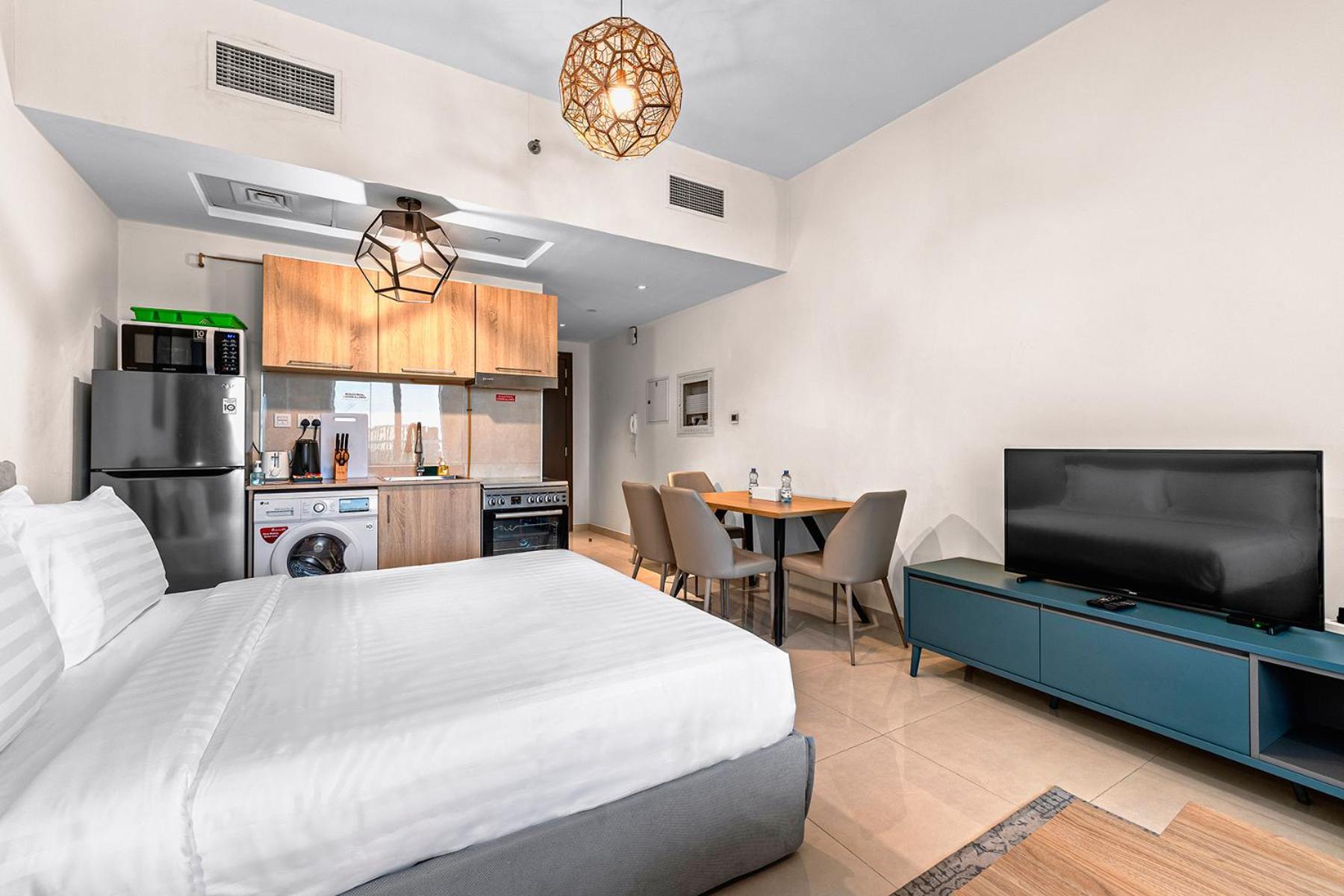 Unlock Metropolis Business Bay Apartment