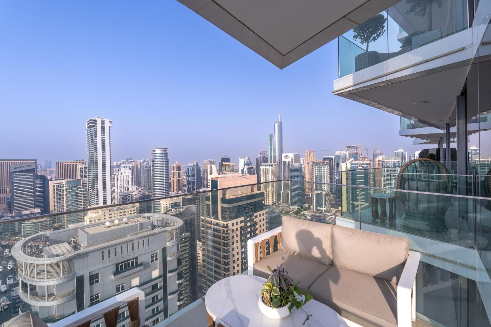 Luxurious 3br With Panoramic Marina View Apartment Dubai