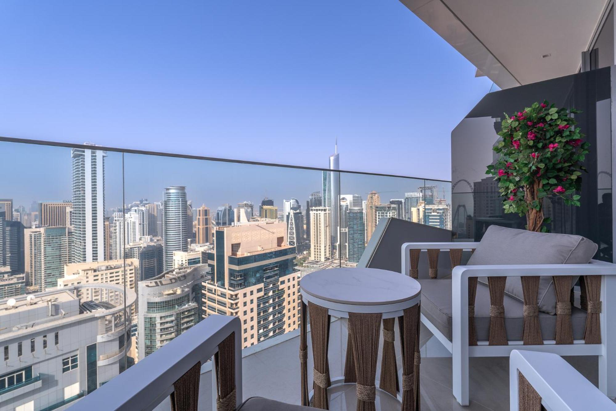 Apartment Luxurious 3br With Panoramic Marina View Dubai