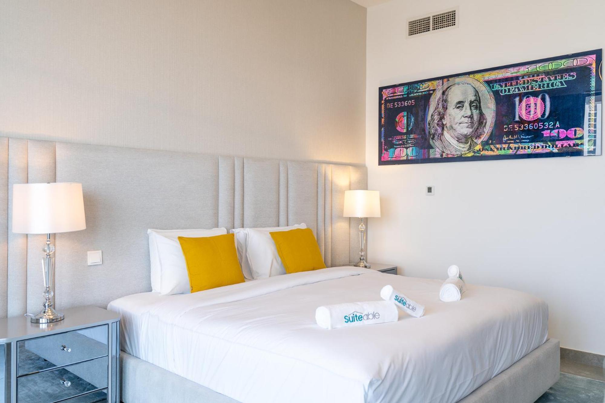 Luxurious 3br With Panoramic Marina View Dubai