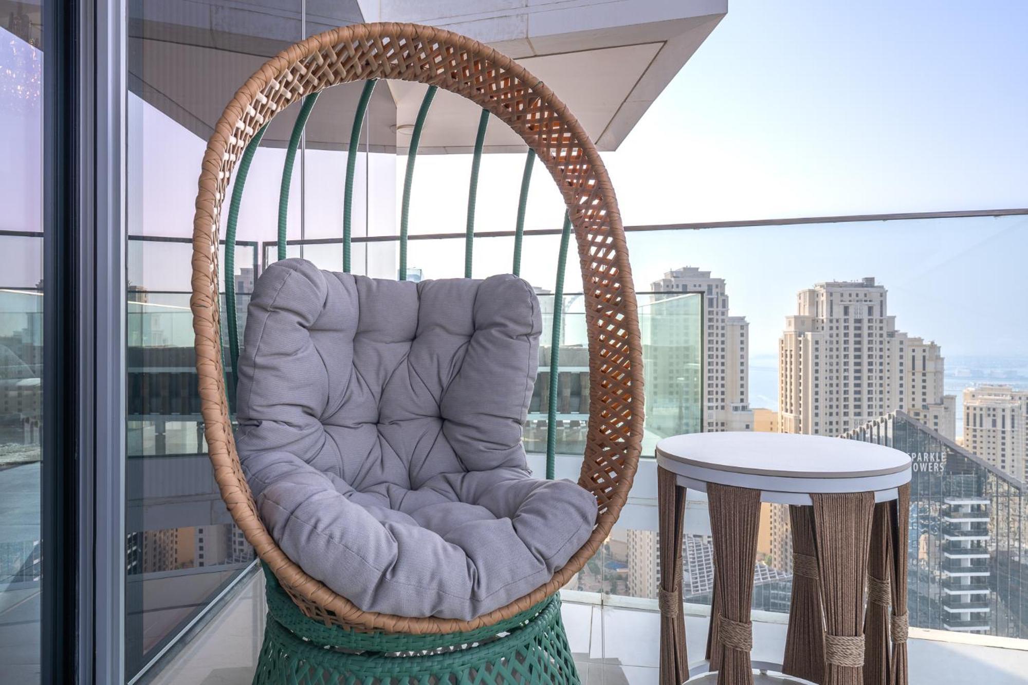 Luxurious 3br With Panoramic Marina View Dubai