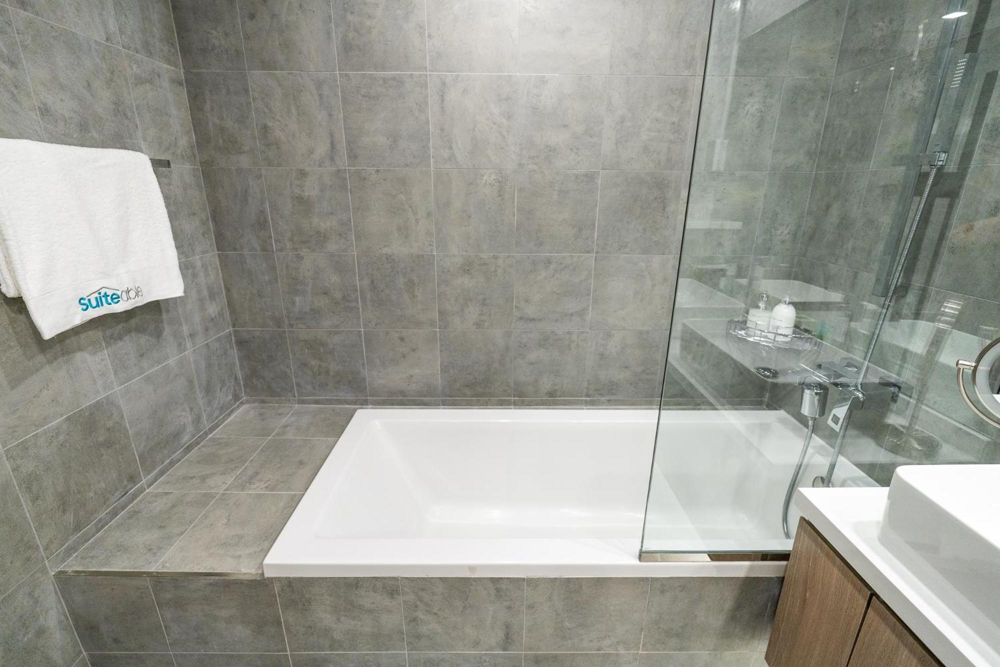 Apartment Luxurious 3br With Panoramic Marina View *