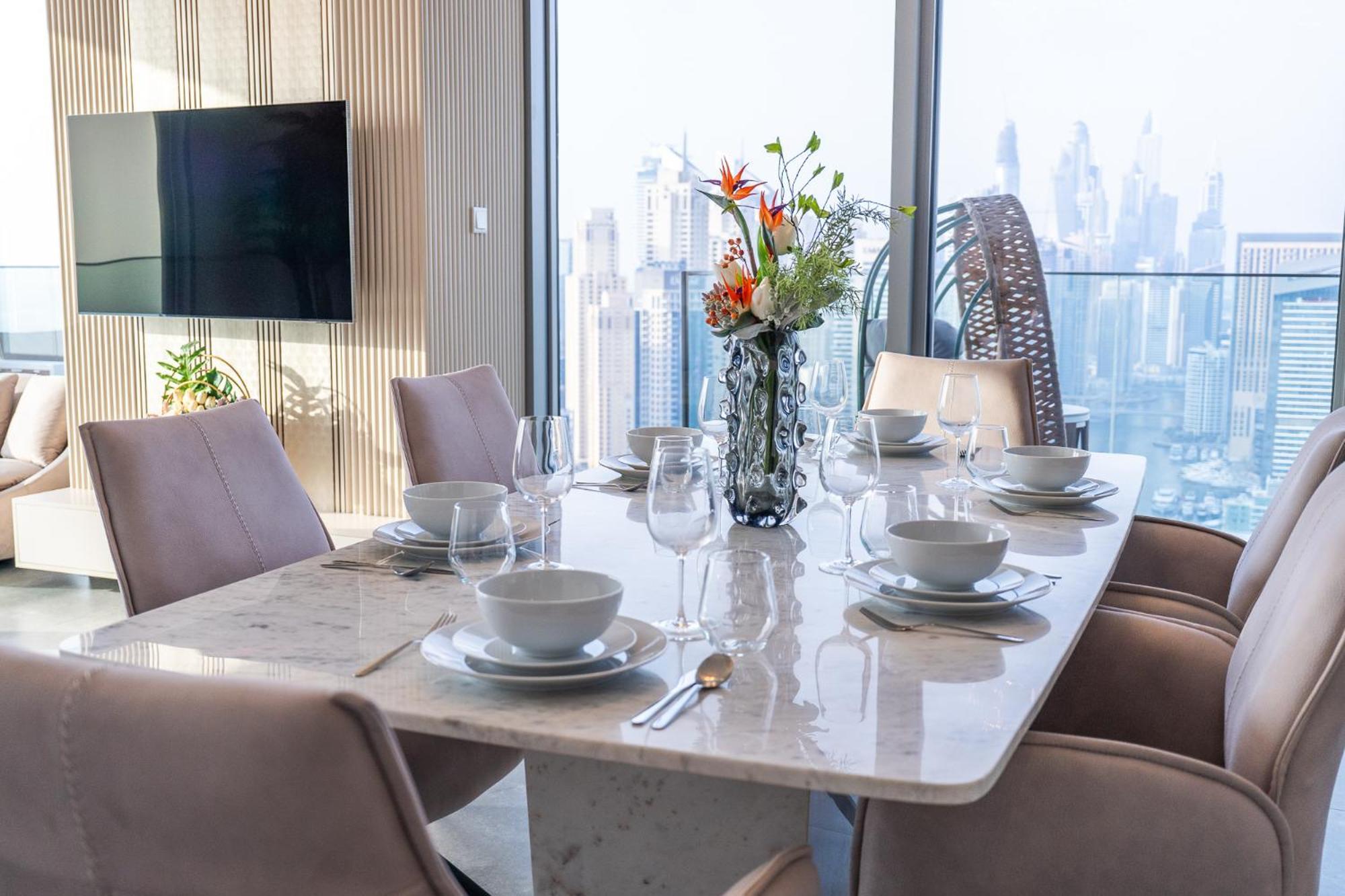 Luxurious 3br With Panoramic Marina View Apartment Dubai