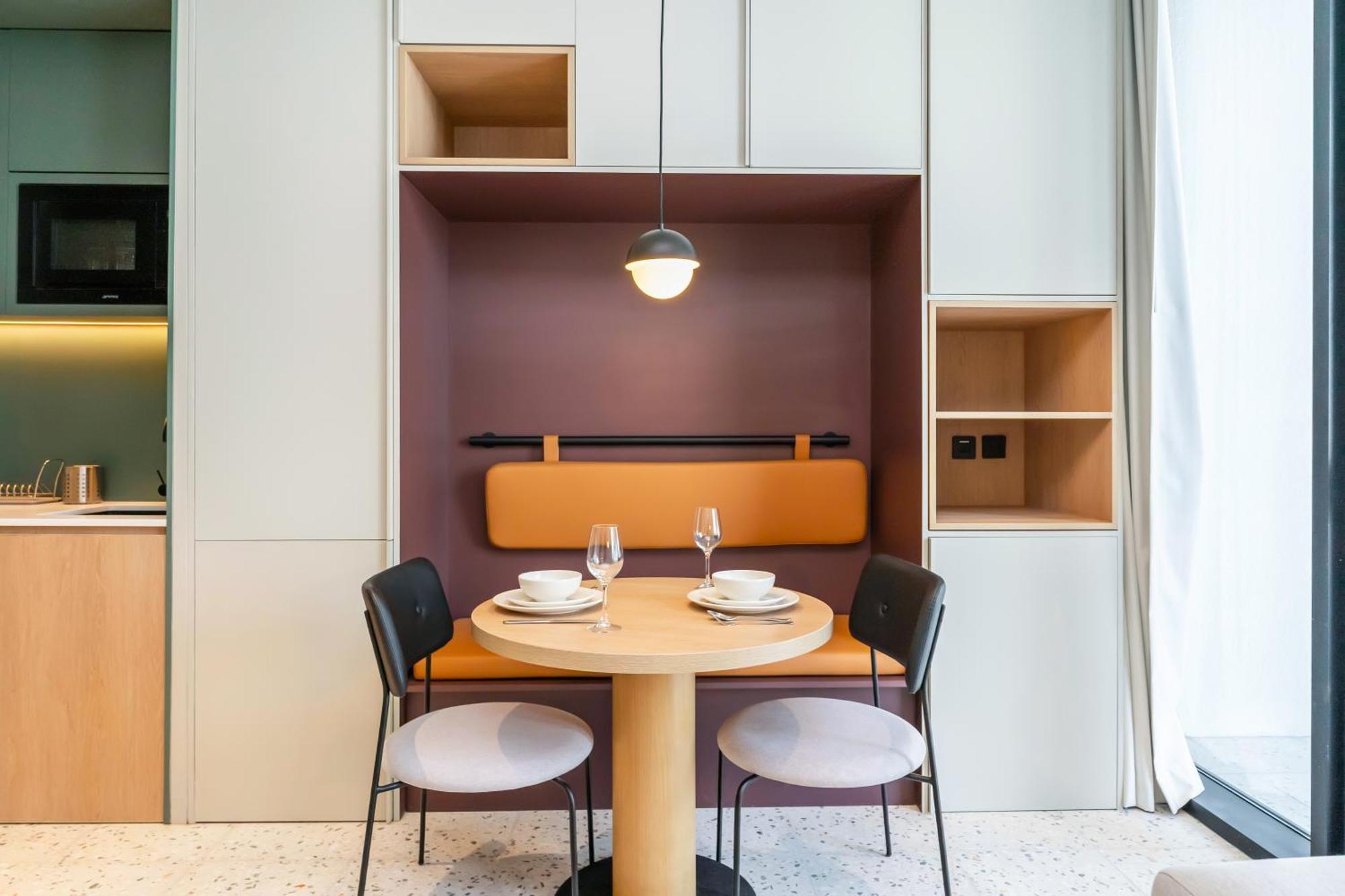 Fam Living - Upside Living - Wfh Friendly-business Bay Apartment Dubai