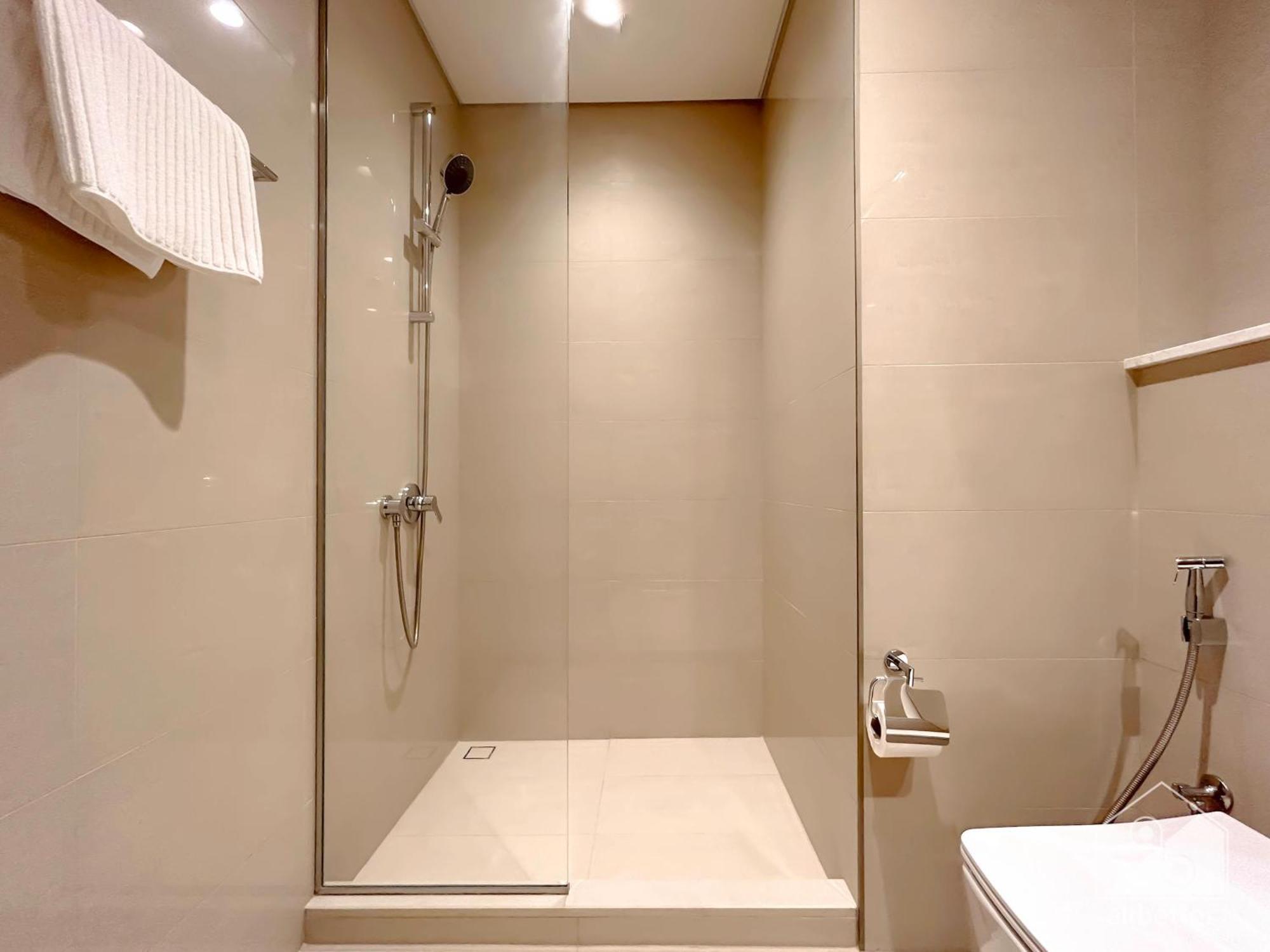 Apartment Luxurious Living In 2b With Burj & Fountain Views Dubai