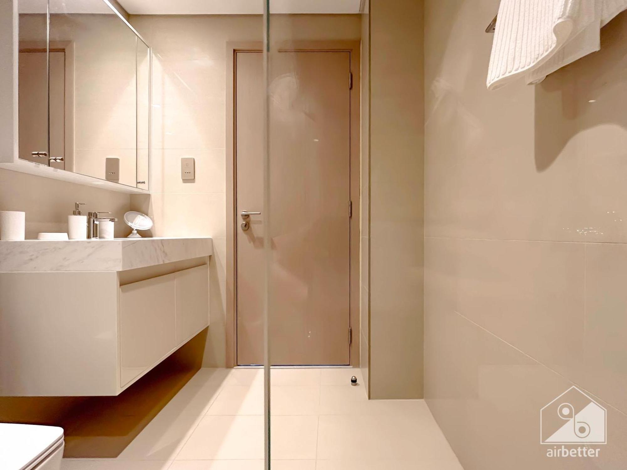 Luxurious Living In 2b With Burj & Fountain Views Apartment Dubai