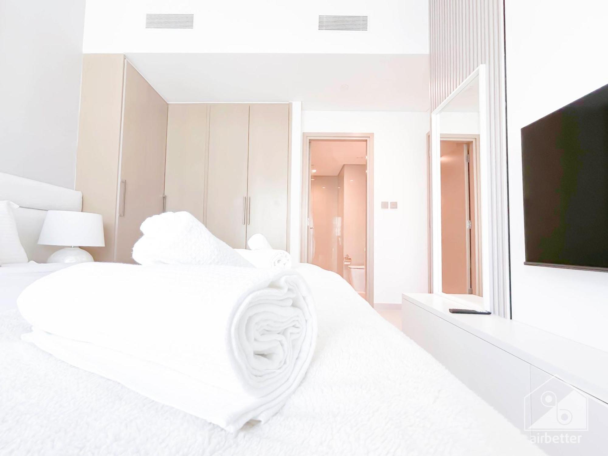 Apartment Luxurious Living In 2b With Burj & Fountain Views Dubai