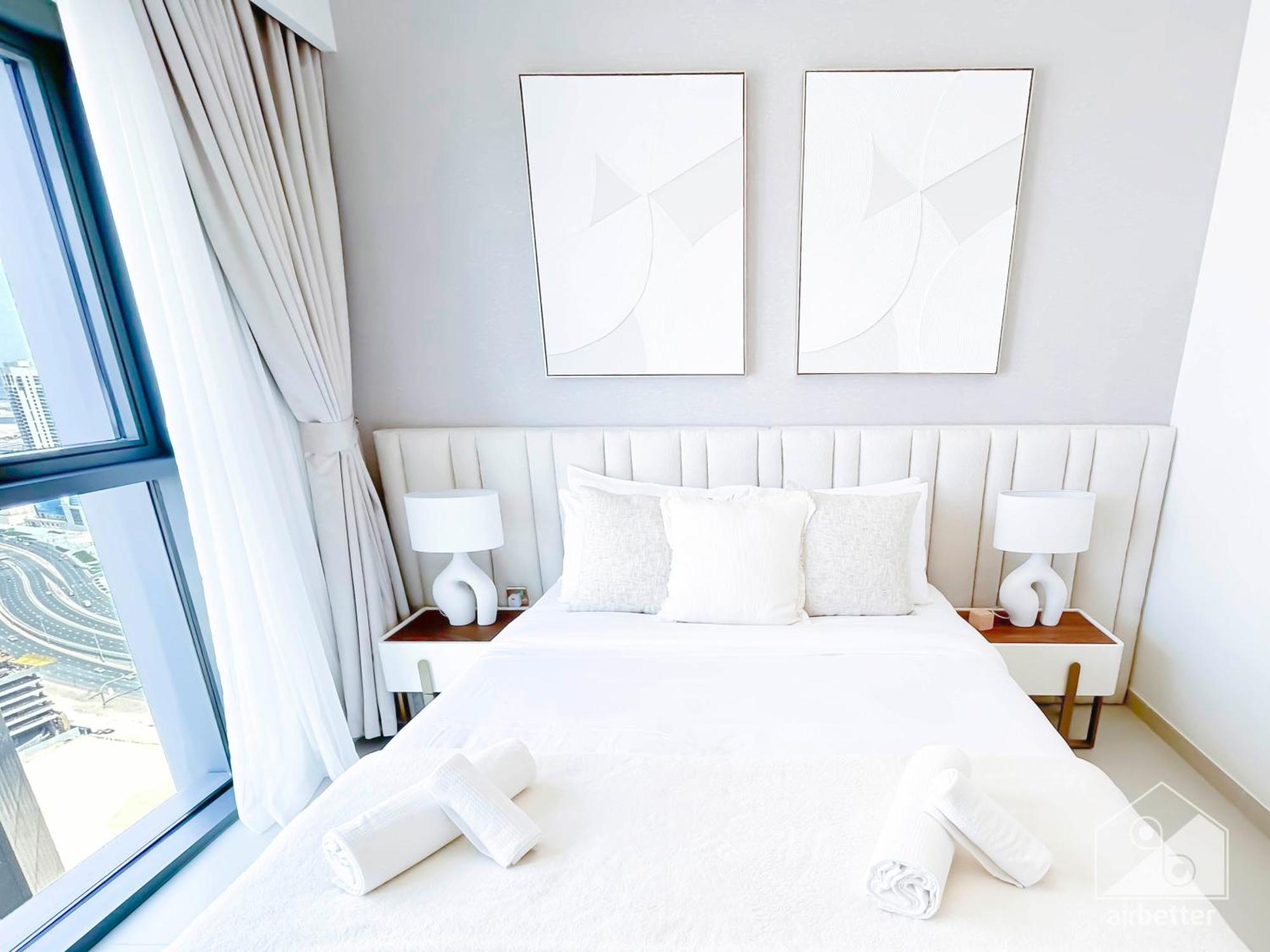 Luxurious Living In 2b With Burj & Fountain Views Apartment Dubai