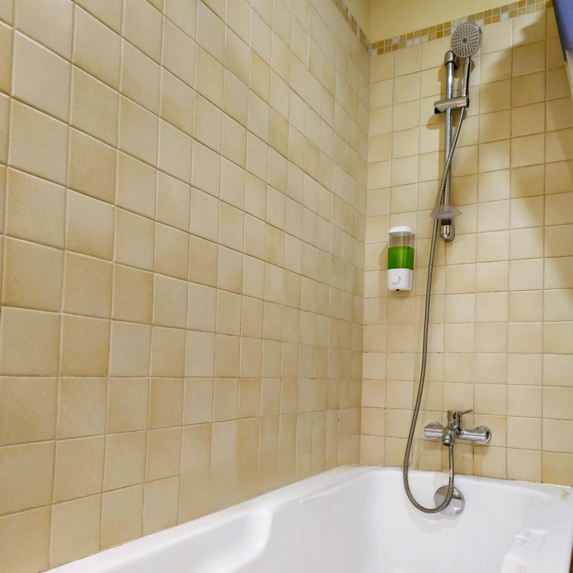 1 World, Premium Hostel, Jbr, Near Metro And Beach Apartment *