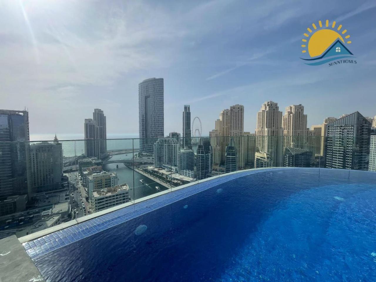 Marina Walk Gem Modern With Pool & Gym Access, Steps To & Metro Apartment Dubai