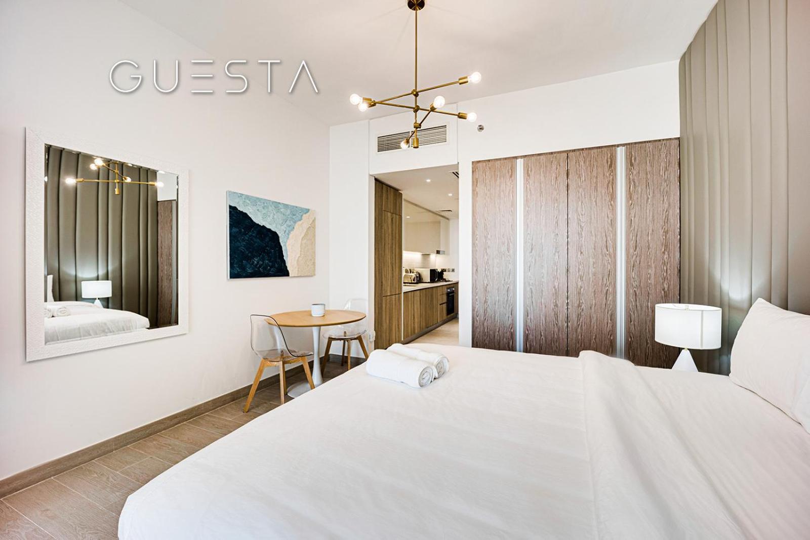 Liv Residence, Marina Apartment Dubai