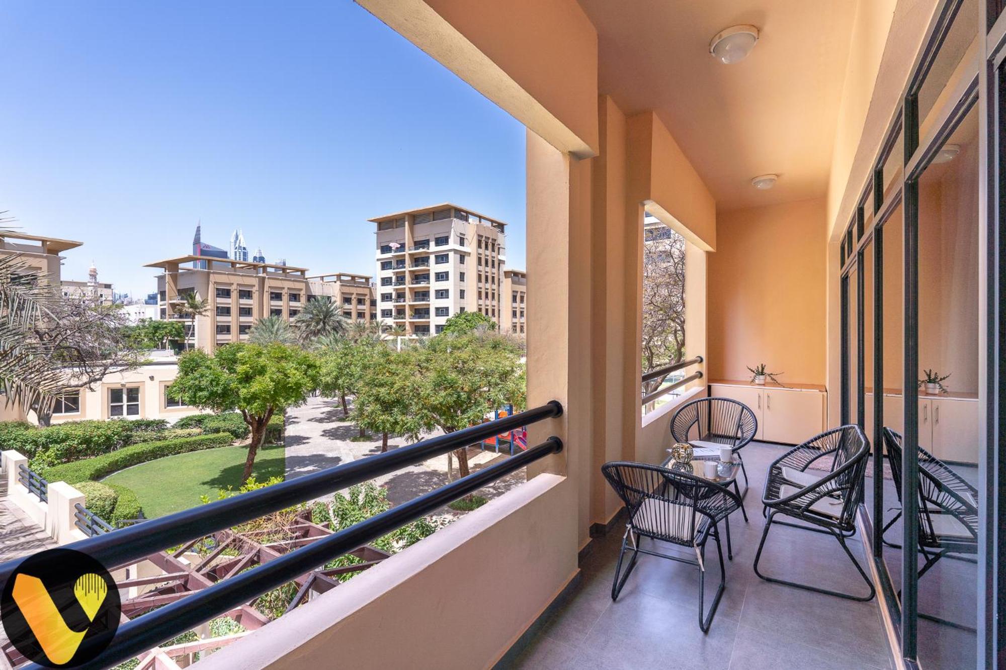 Apartment Vogue - The Greens And Views *