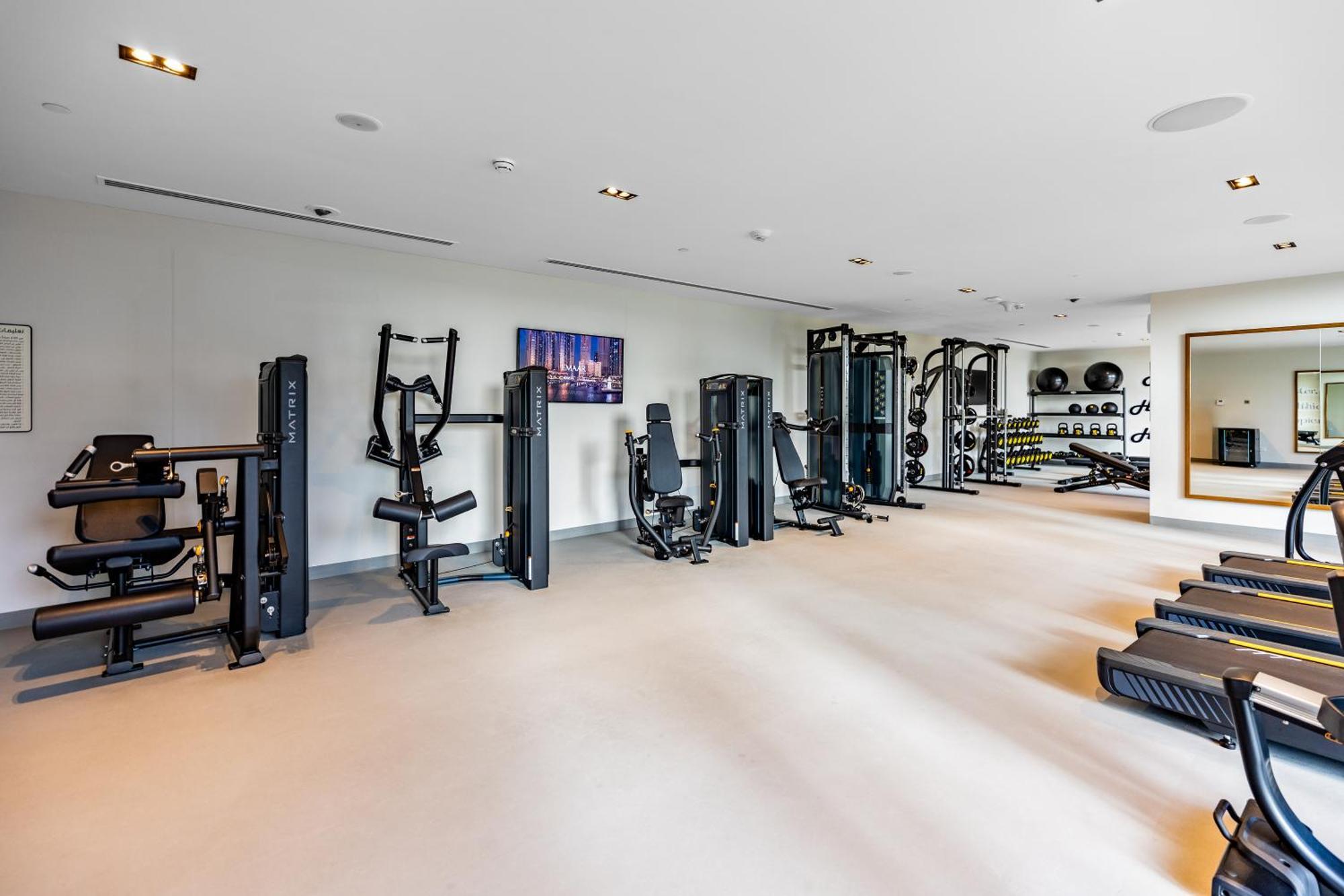 Waves Homes - Burj Crown Tower *