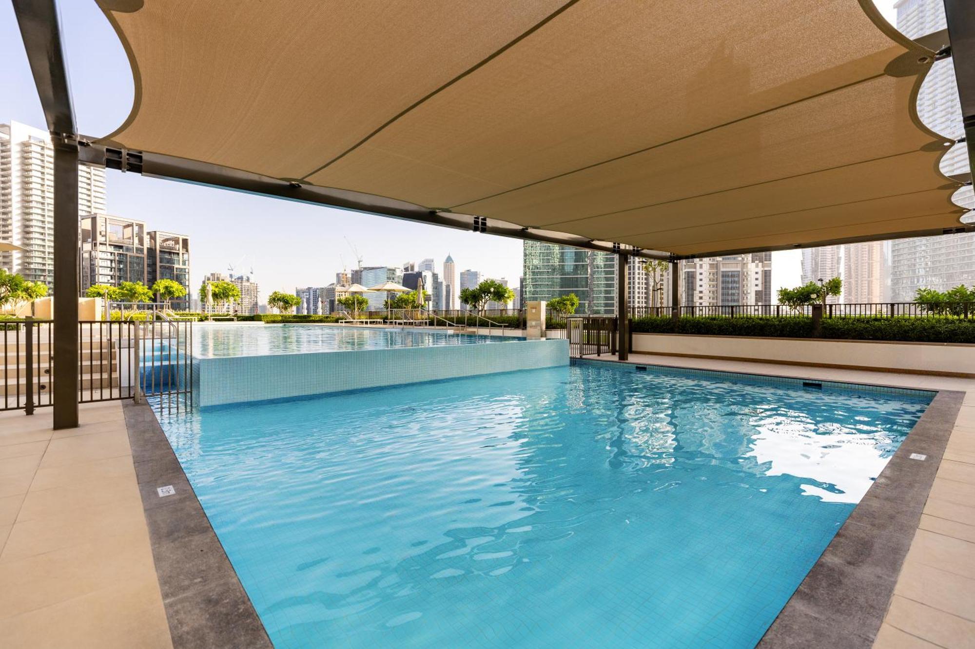Waves Homes - Burj Crown Tower