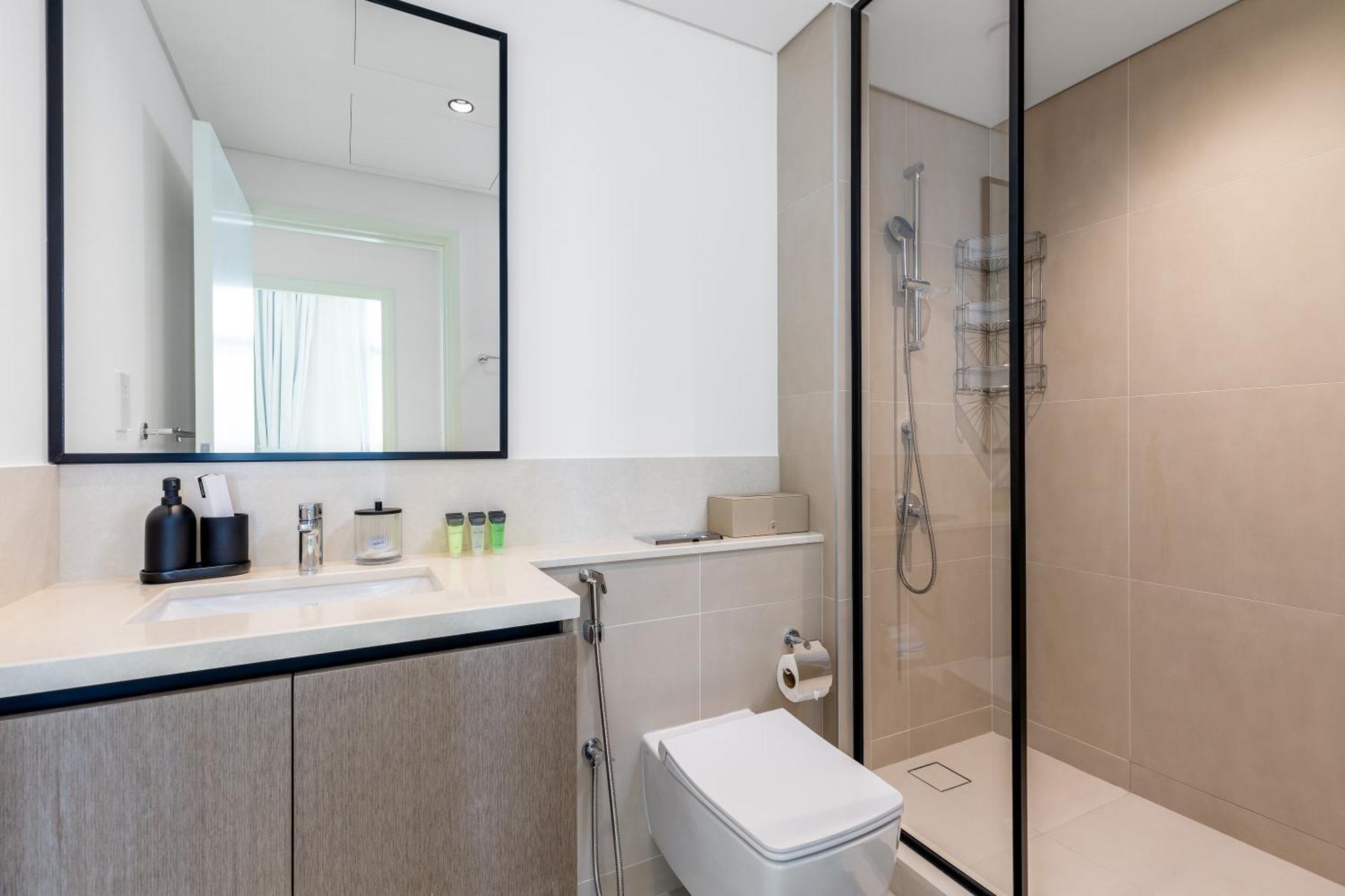 Waves Homes - Burj Crown Tower *