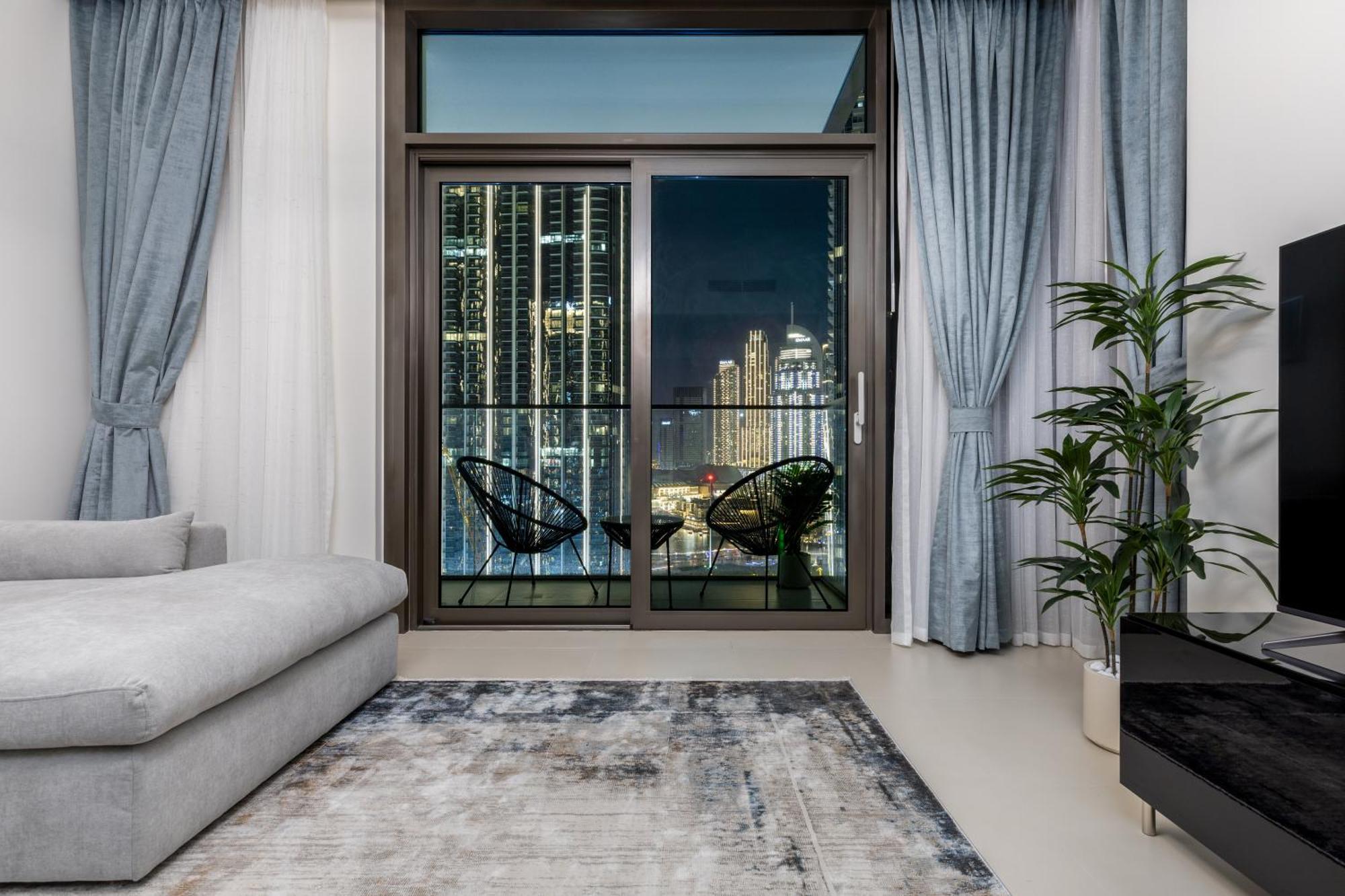 Waves Homes - Burj Crown Tower *