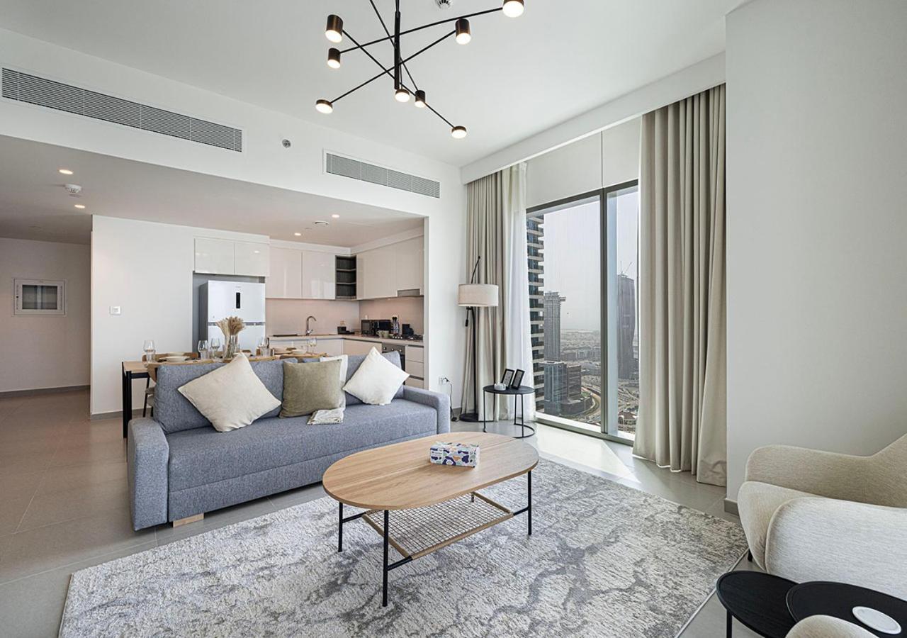 Apartment Luxury 2 Bedroom Apartment, 5 Mins To Mall With Amazing View In Downtown Views 2