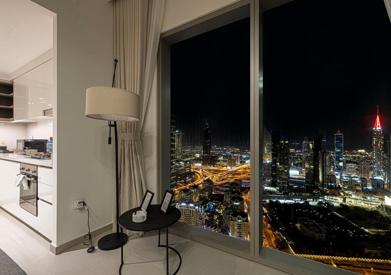 Apartment Luxury 2 Bedroom Apartment, 5 Mins To Mall With Amazing View In Downtown Views 2 Dubai