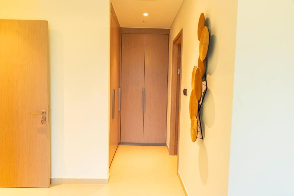 Apartment Burj & Fountain Views - Large For 12 Guests! *