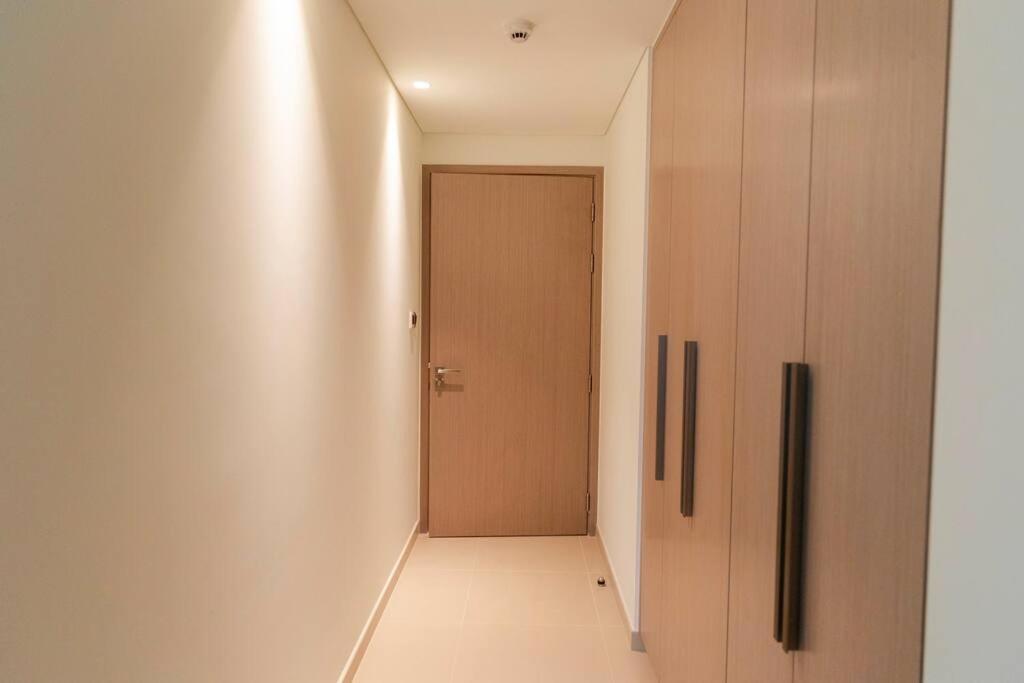 Apartment Burj & Fountain Views - Large For 12 Guests! Dubai