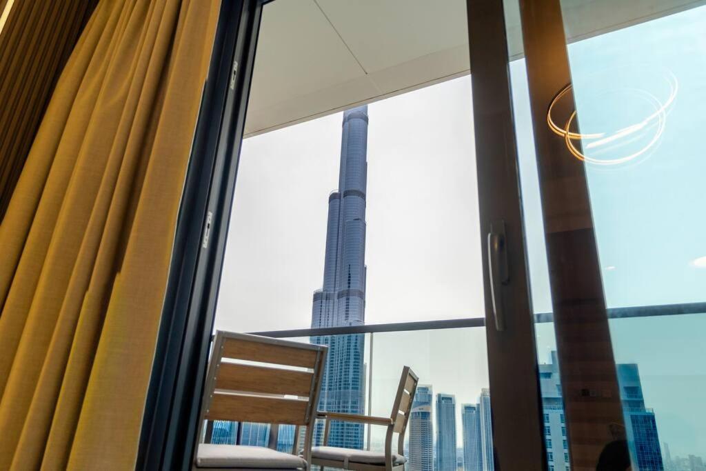 Apartment Burj & Fountain Views - Large For 12 Guests!