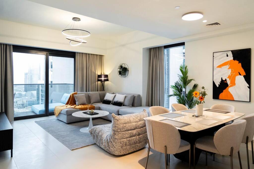 Burj & Fountain Views - Large For 12 Guests! Apartment *