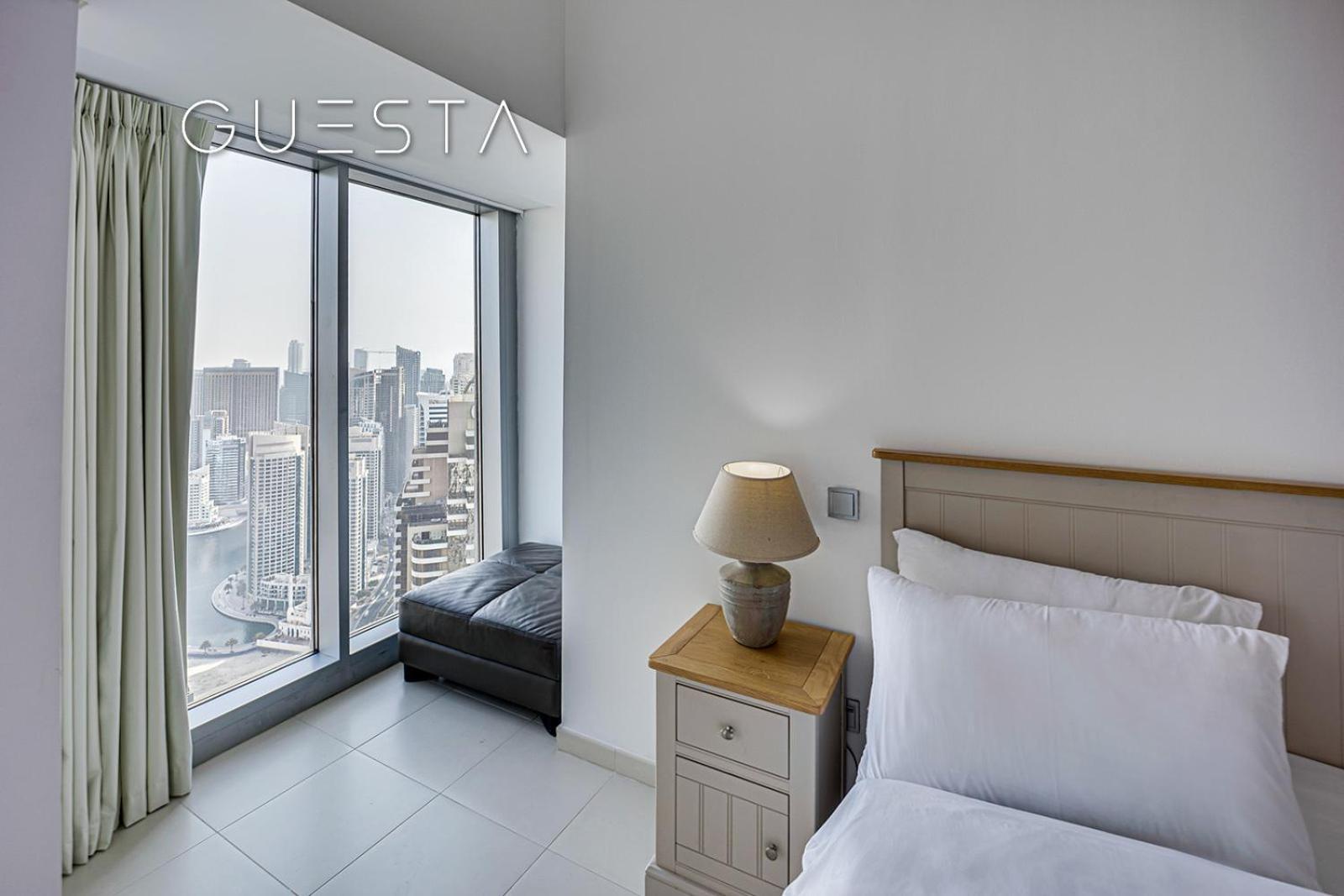 Cayan Tower, Marina Apartment *