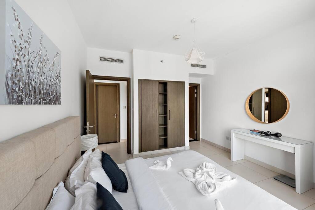 Apartment First Class 1br Premium & Spacious Escape *