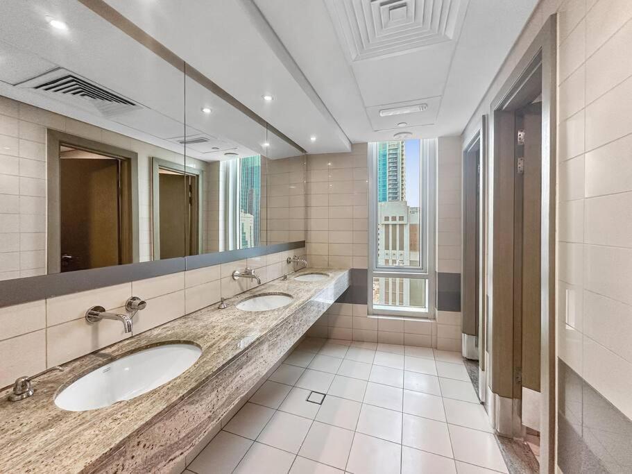 Apartment First Class 1br Premium & Spacious Escape