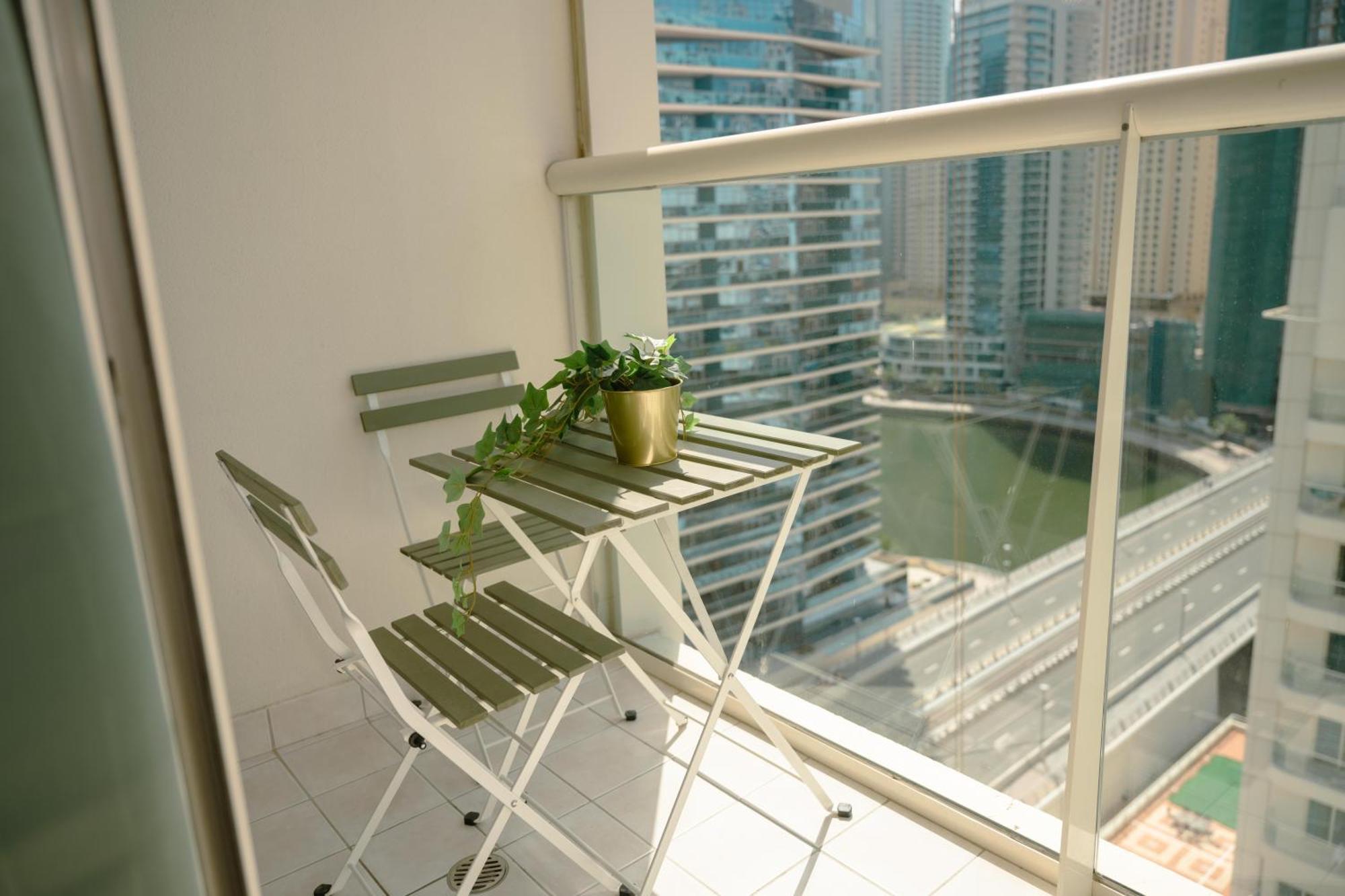 Marina View 2 Bedrooms Apartment-gladiolus-by Grand Vista Holiday home Dubai