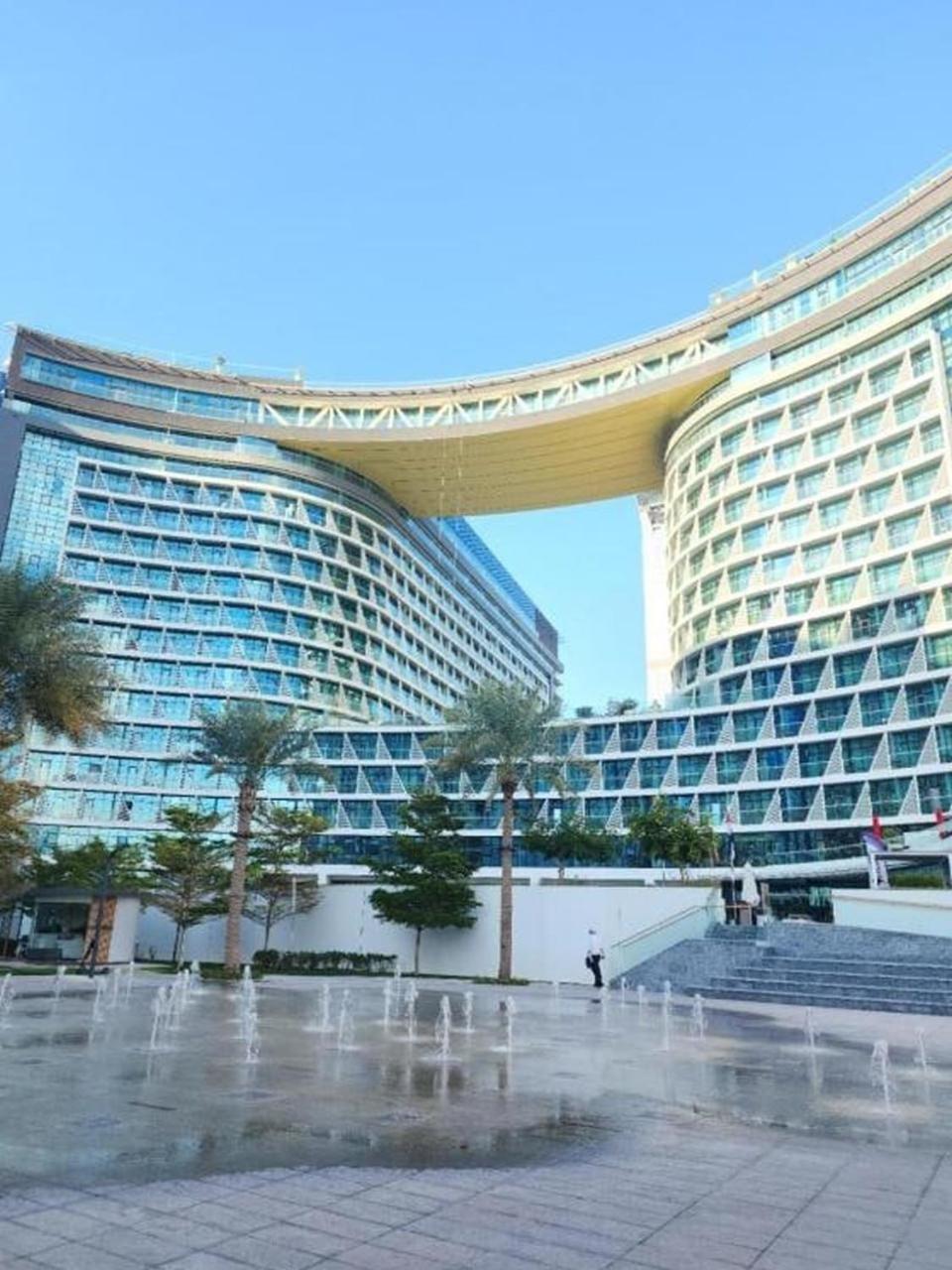 Luxury Sea View 5 Star One Bedroom-seven & - West Beach At The Palm Jumeirah -privet Beach Apartment *