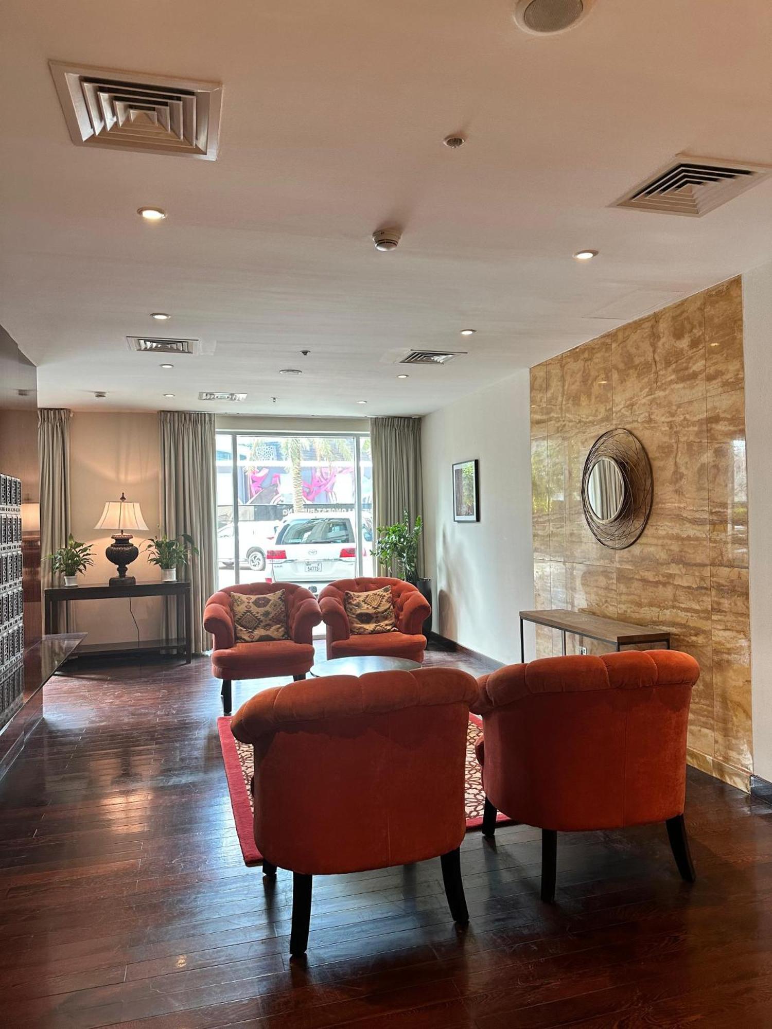 The Residences 1 - Luxury 1br In Downtown - 2 Mins Walk To Burj Khalifa & Mall Apartment *