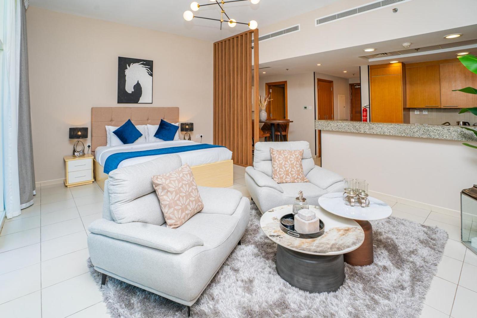 Apartment Escape 24 Homes - Bay Square - Business Bay *