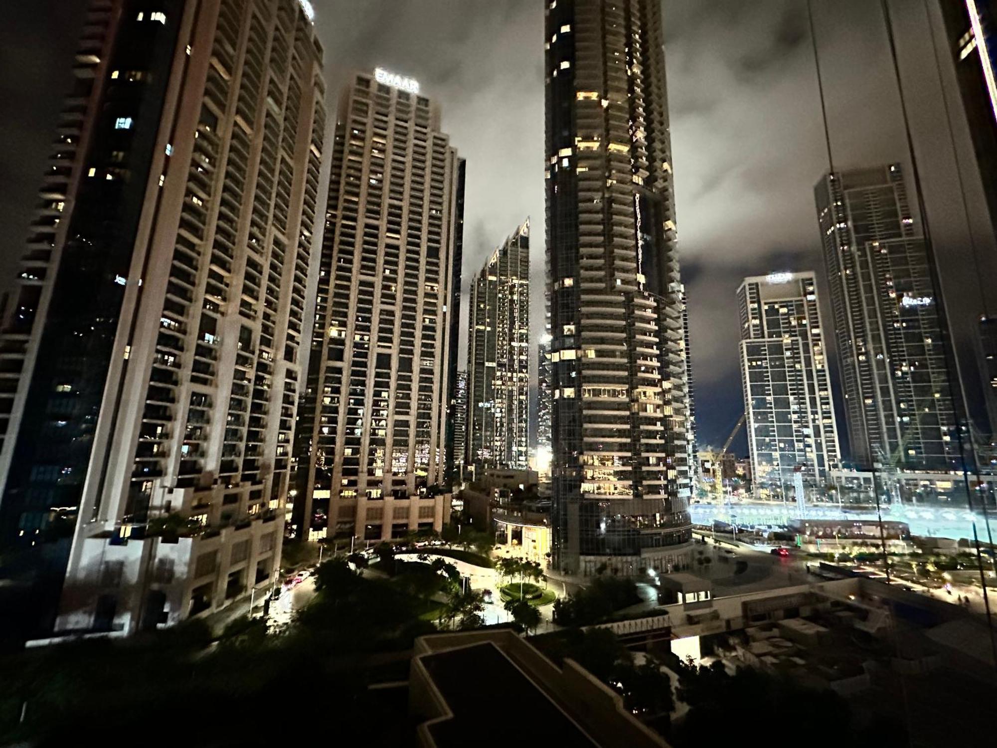 The Residences 1 - Luxury 1br In Downtown - 2 Mins Walk To Burj Khalifa & Mall * Dubai