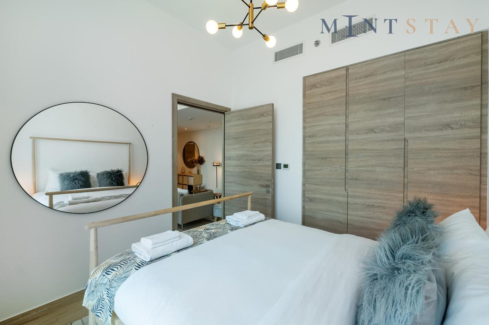 Apartment One, Marina - Mint Dubai
