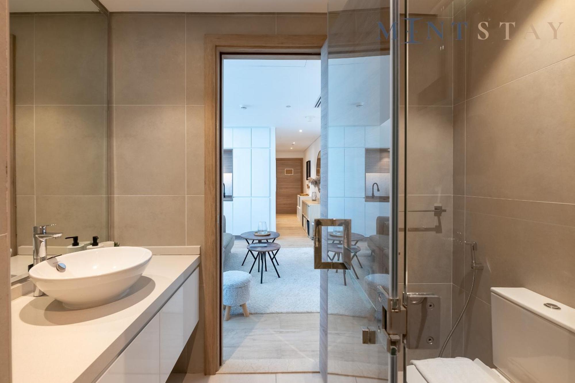 Apartment One, Marina - Mint Dubai