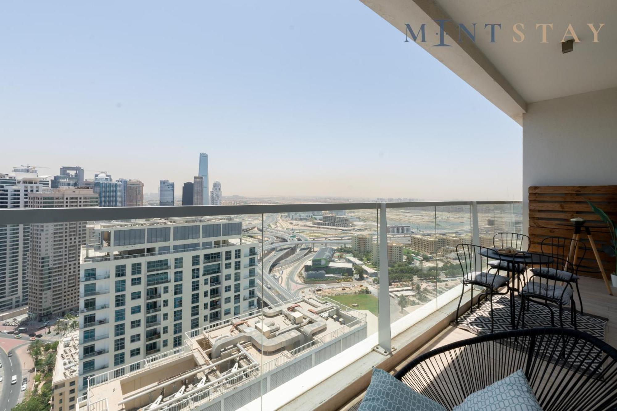 One, Marina - Mint Dubai