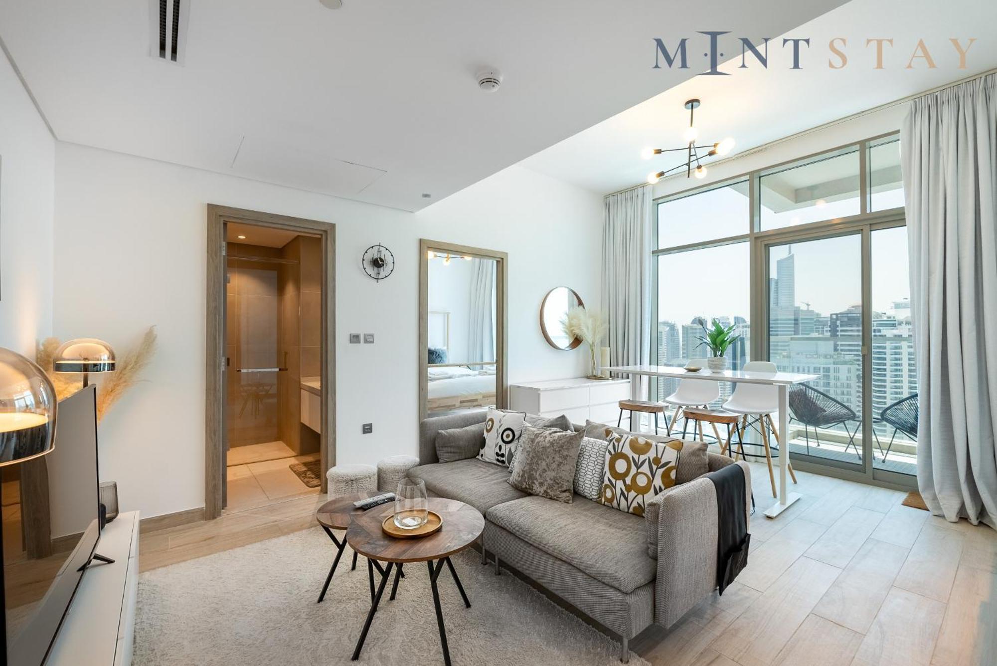 One, Marina - Mint Apartment Dubai
